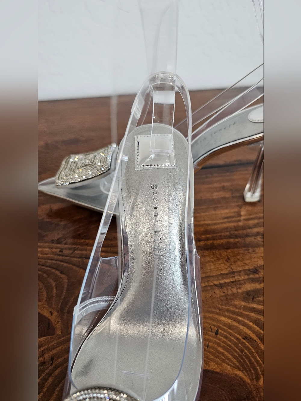 Gianni Bini Silver Clear Slingback Heels/Pumps w/Crystal Medallions Women's Sz 7 - Picture 5 of 8